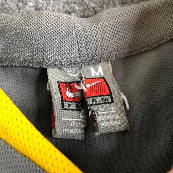 Nike Iowa Hawkeyes Shirt Mens Medium Gray Long Sleeve Y2K Vintage Elbow Patches - Picture 3 of 12